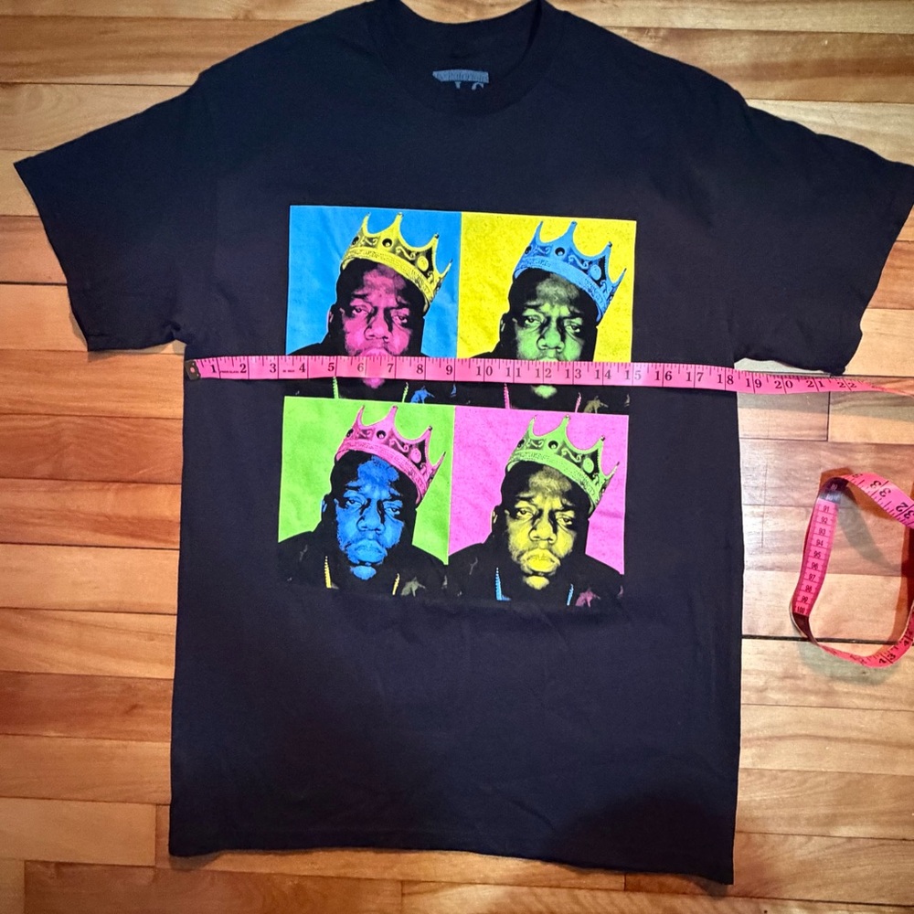 Notorious B.I.G. Crown Pop Art T-Shirt – Medium - Picture 7 of 7